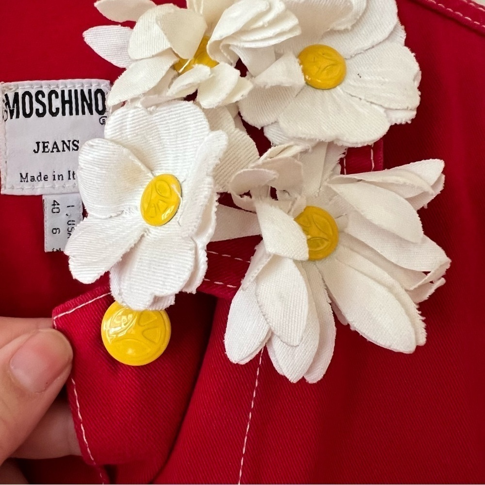Vintage MOSCHINO "Love Me, Love Me Not" Daisy Collar Denim Jacket - Picture 7 of 14